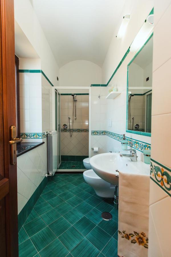 Roccia Fiorita Hotel Furore Exterior photo