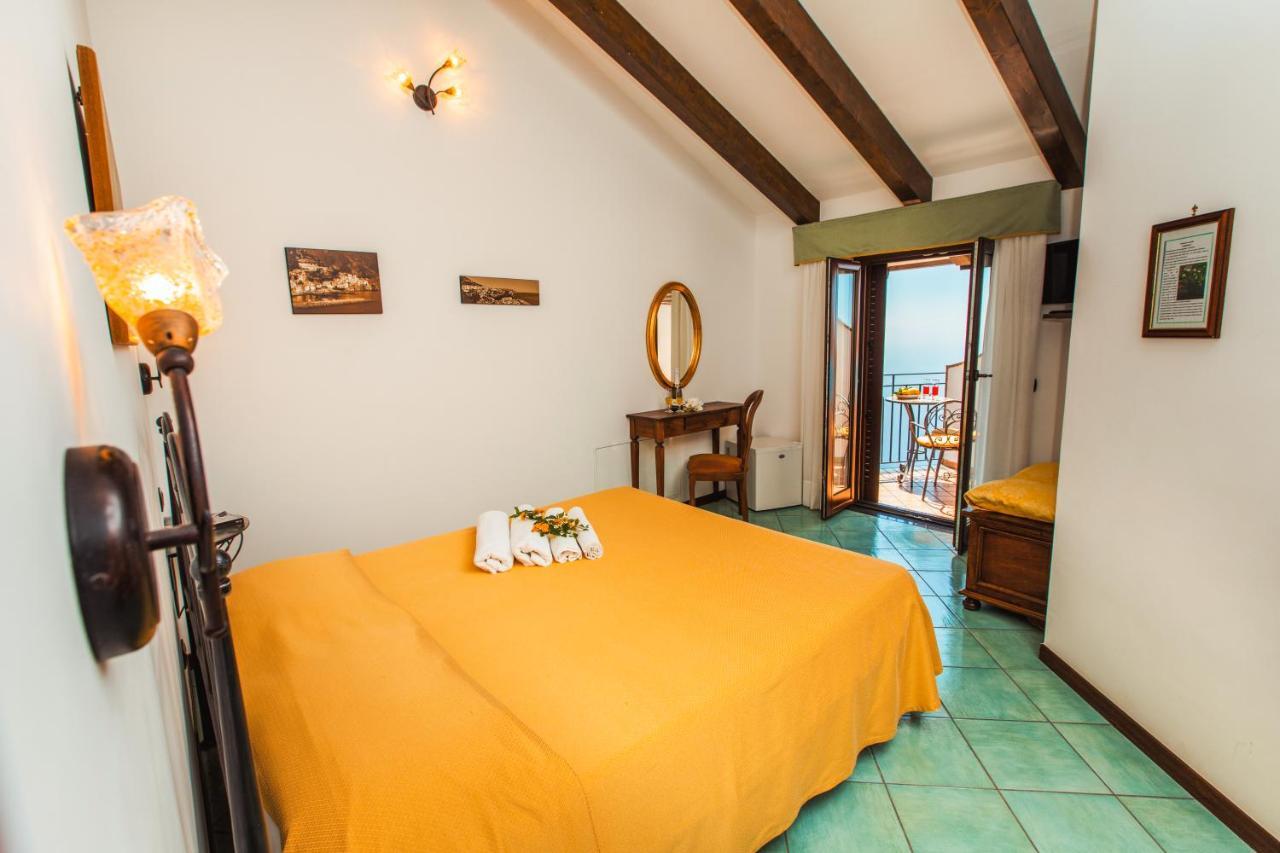 Roccia Fiorita Hotel Furore Exterior photo