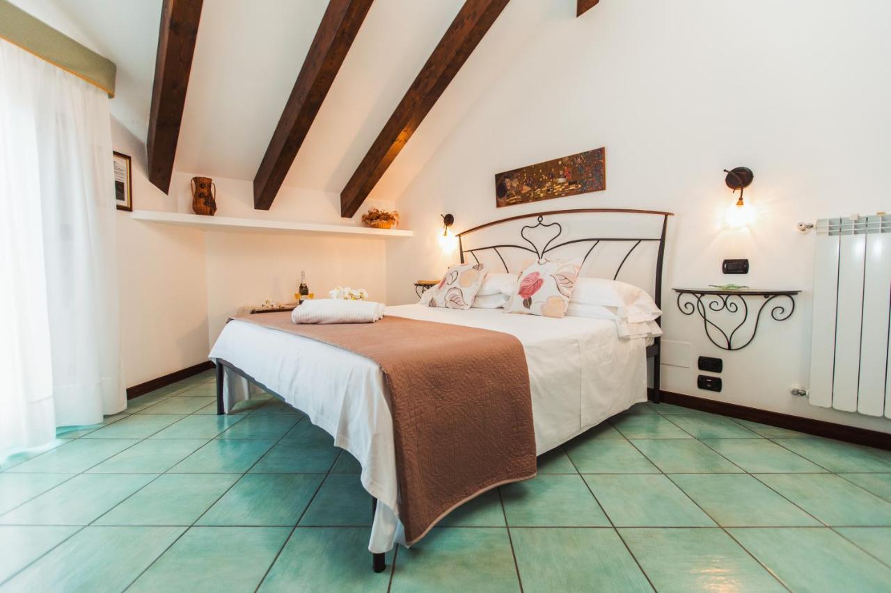 Roccia Fiorita Hotel Furore Exterior photo