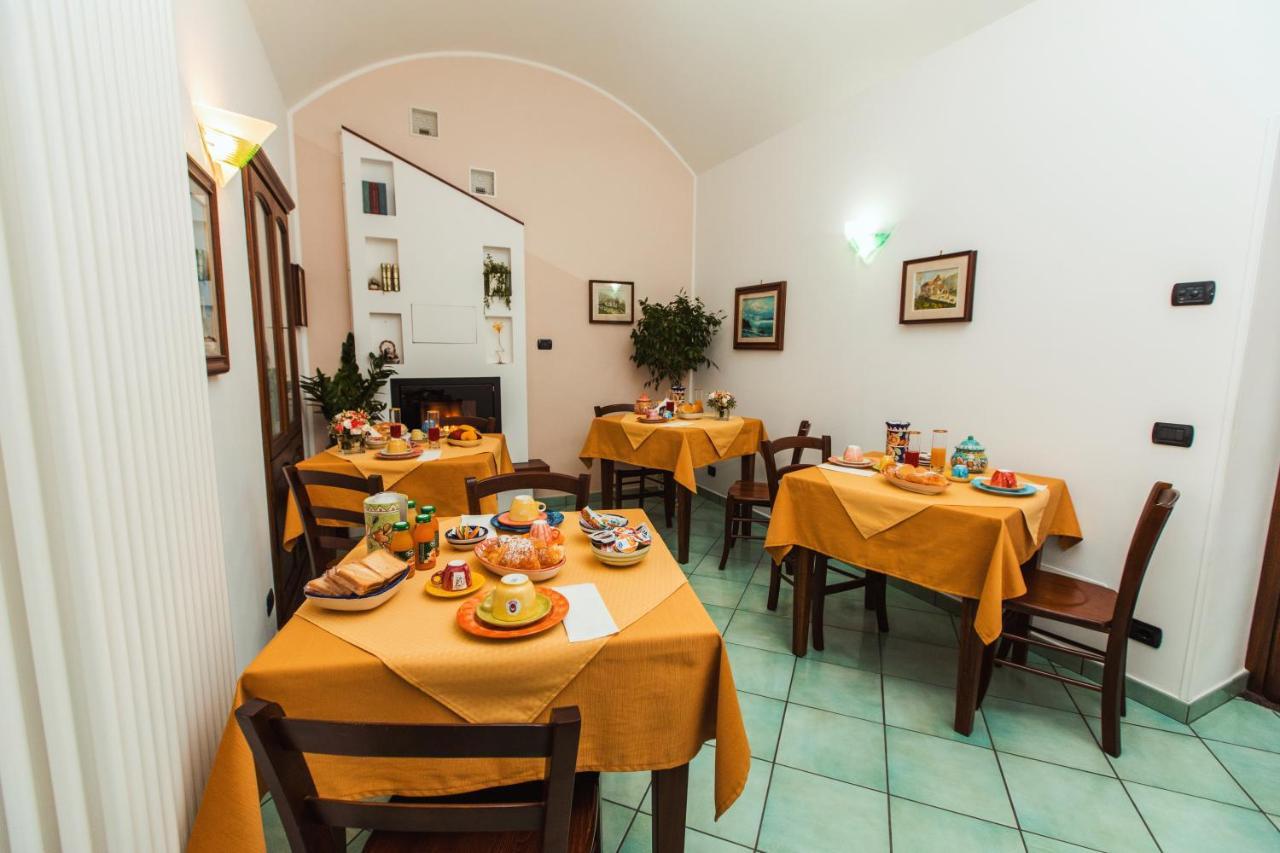 Roccia Fiorita Hotel Furore Exterior photo